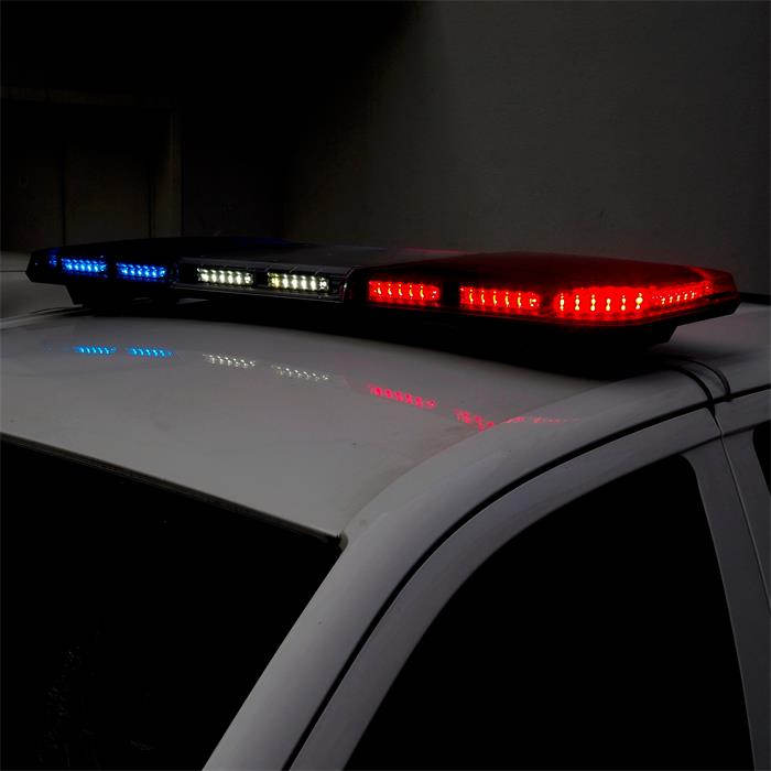 警燈警報器何時才能使用?